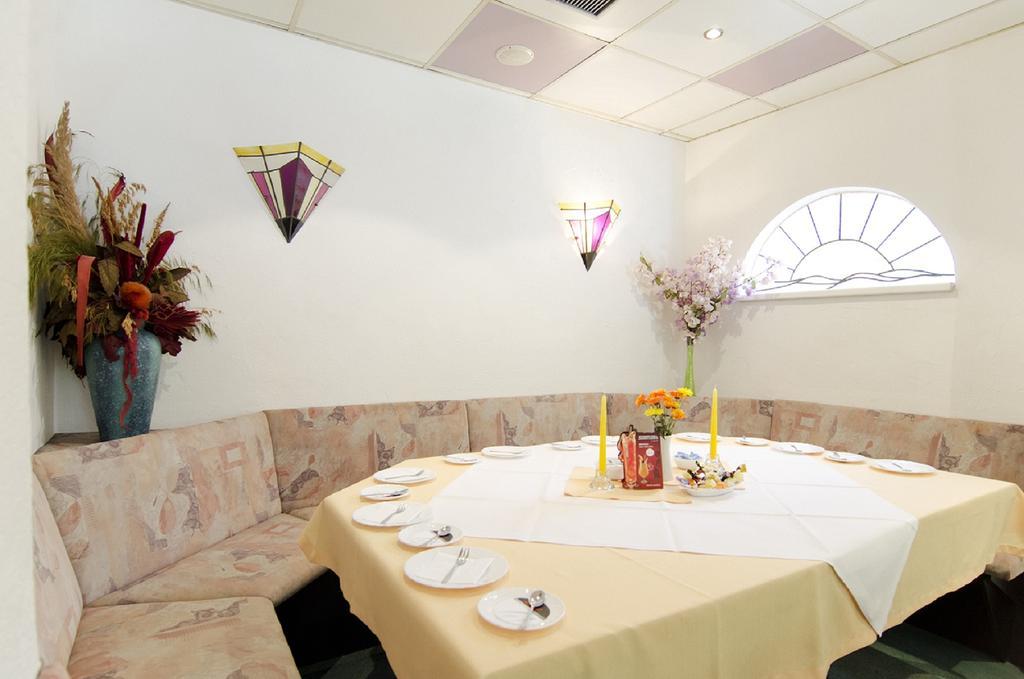 Isa公园咖啡馆酒店加餐厅 埃尔福特 外观 照片