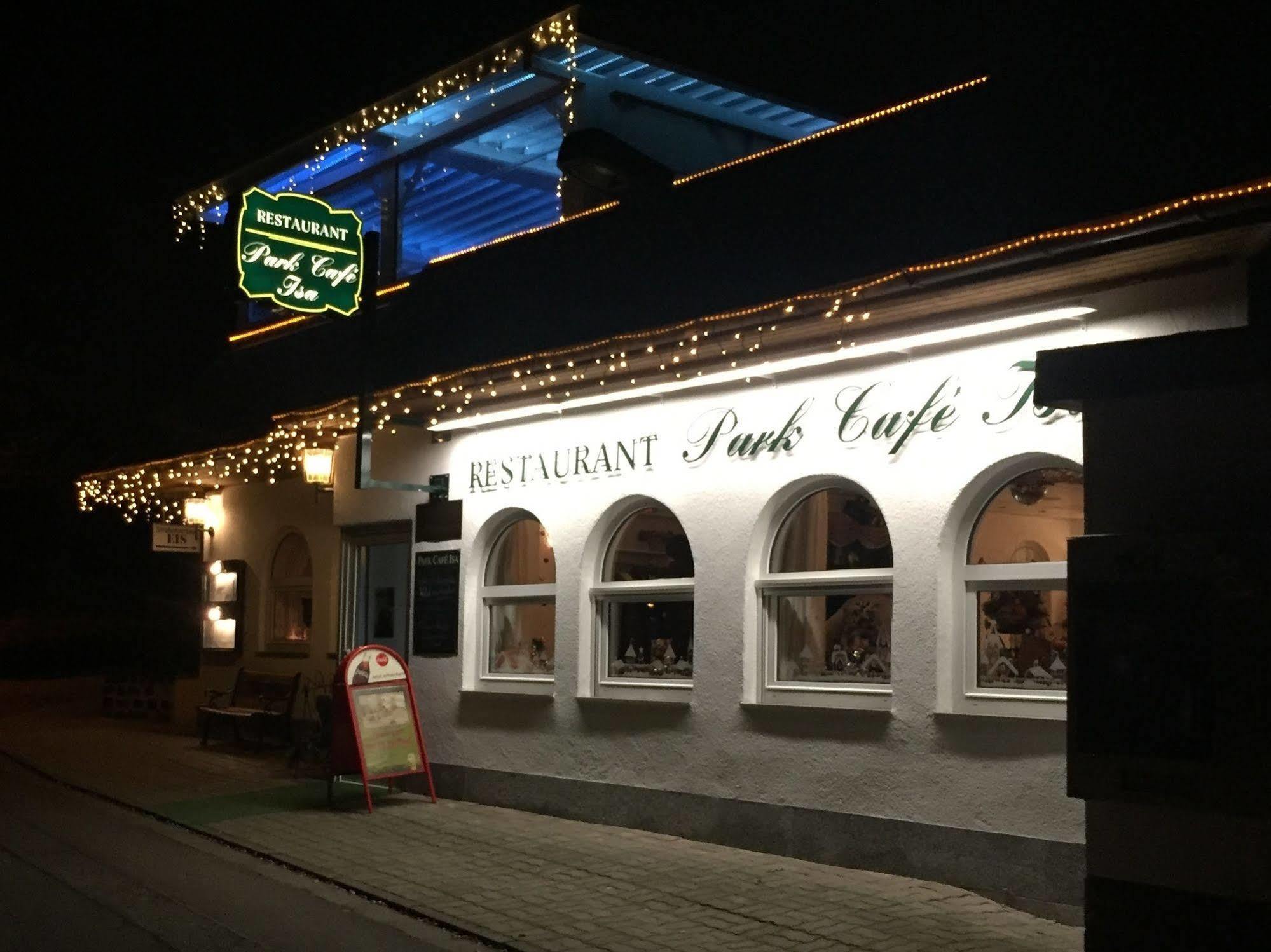 Isa公园咖啡馆酒店加餐厅 埃尔福特 外观 照片